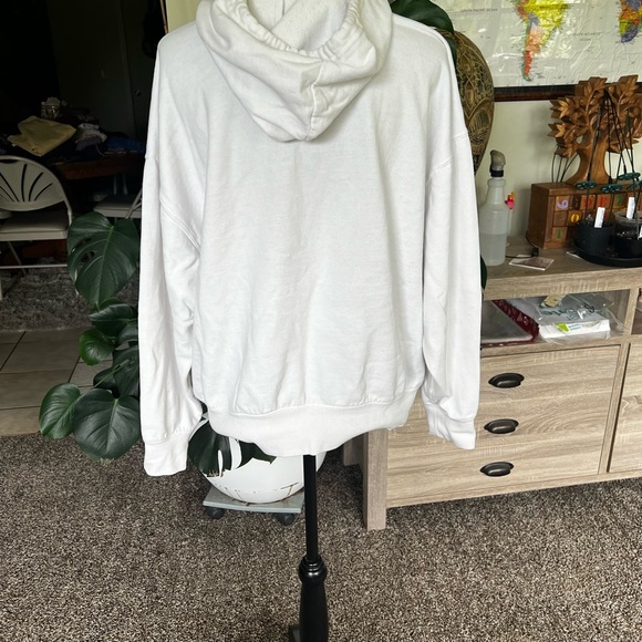 PacSun White Classic Sweater with Ribbed Cuffs - Picture 3 of 6